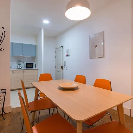 Apartament Lovely Patio Getaway In