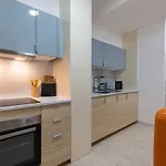 Lovely Patio Getaway In Appartamento Lisbona