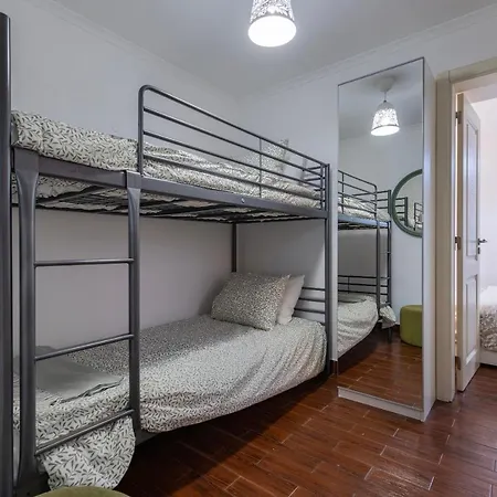 Lovely Patio Getaway In * Lisbona