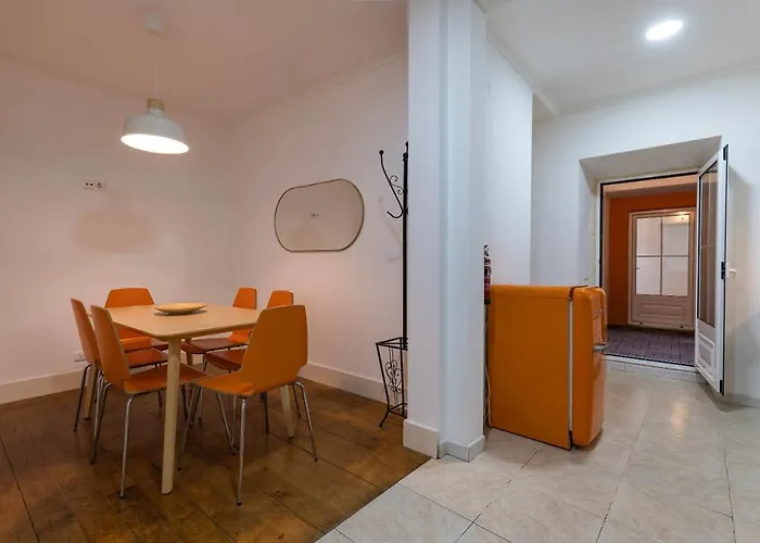 Lovely Patio Getaway In * Lisbona